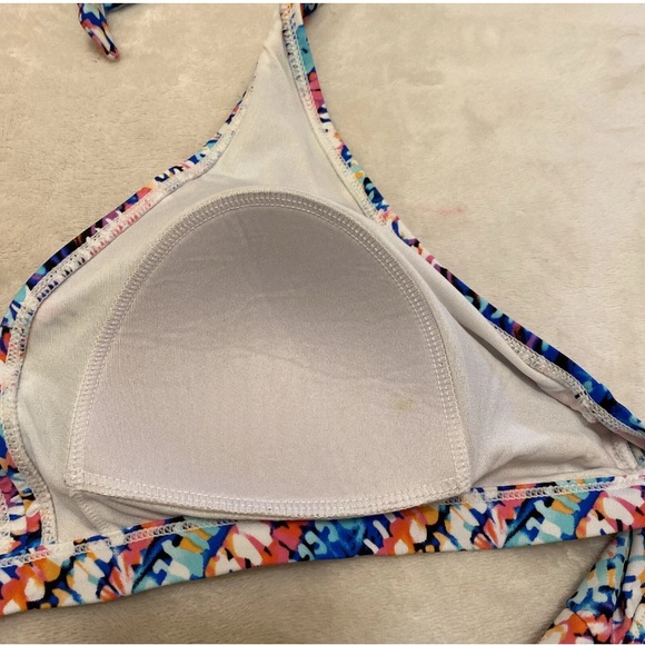 Source Unknown Multicolor Chevron Bikini Top - Picture 10 of 12